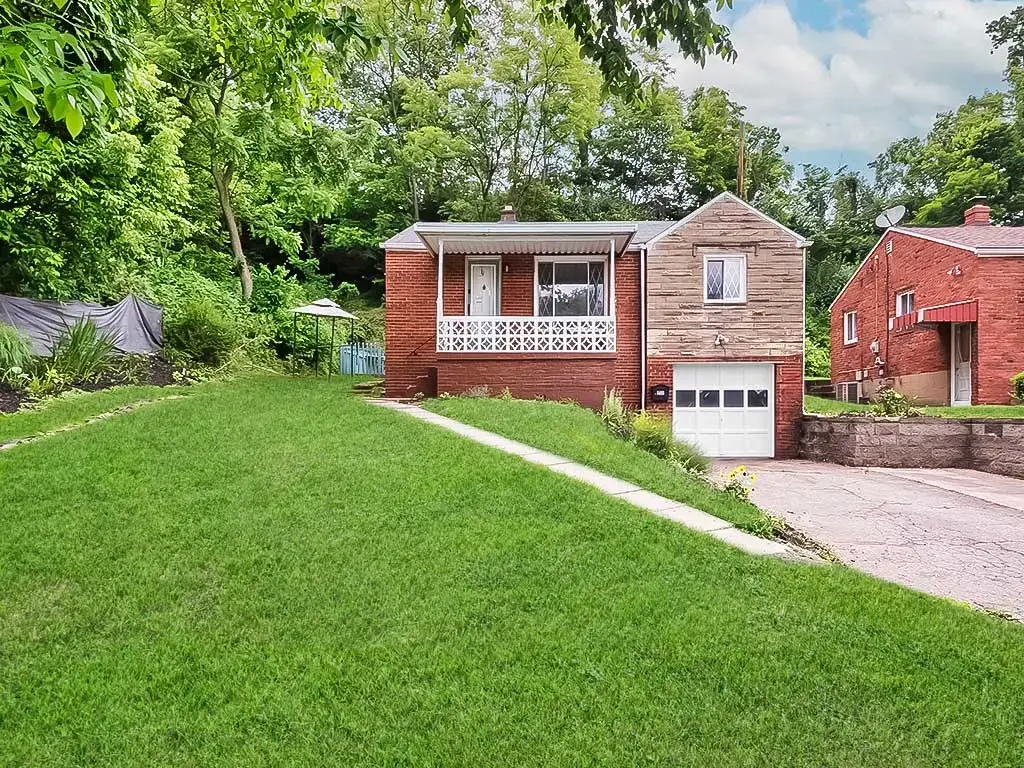 3437 Brinway Drive, West Mifflin