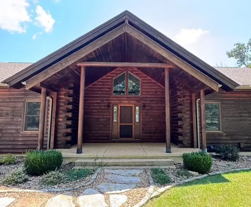 706 Blackjack Trail, Mountain Home