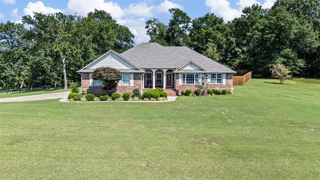 922 Waterfront Road, Alma