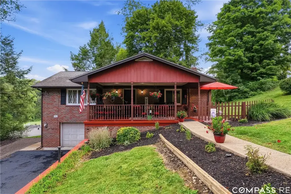 302 Ross Avenue , Beaver Falls