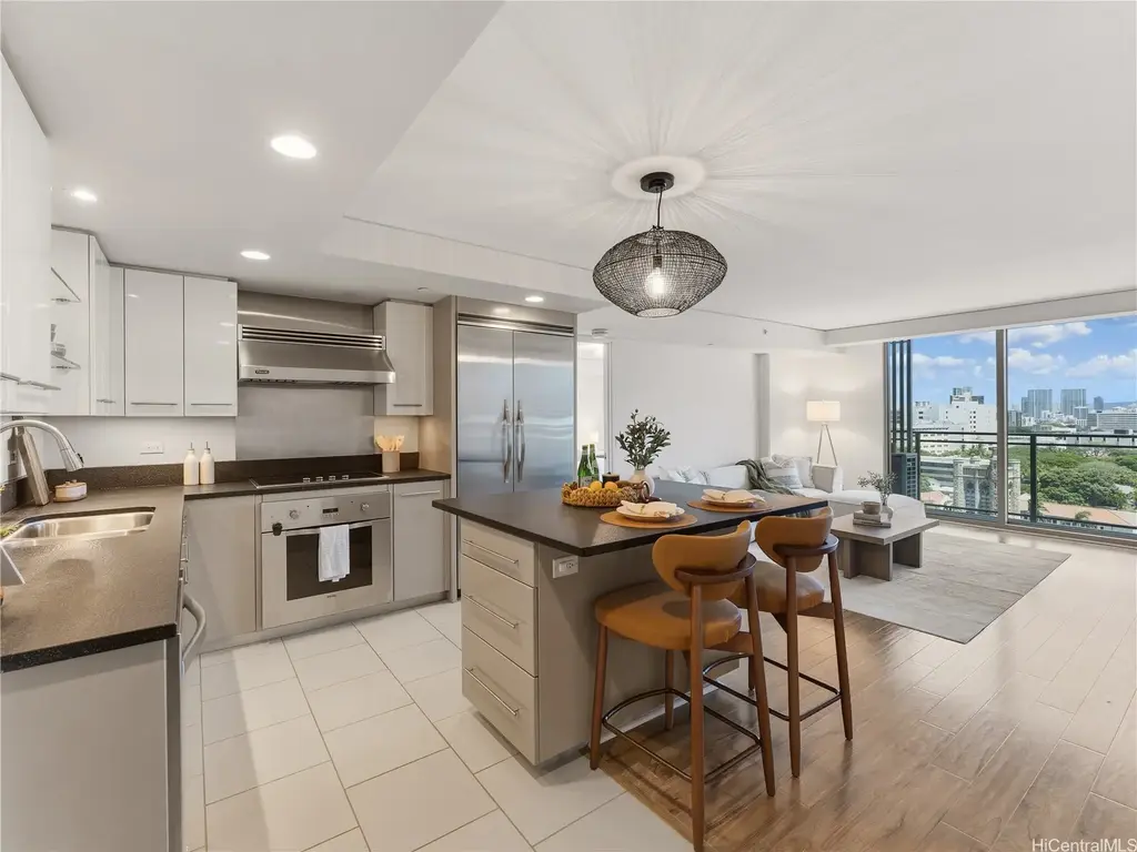 1200 Queen Emma Street # 1406, Honolulu
