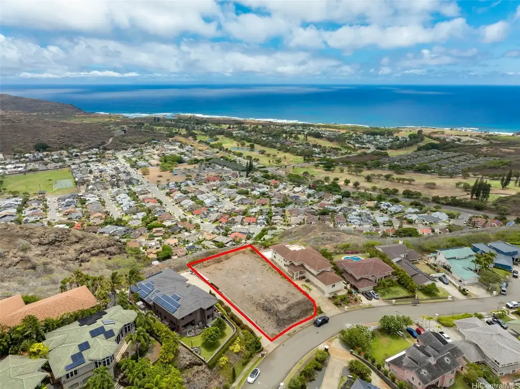 132 Hoolako Place, Honolulu