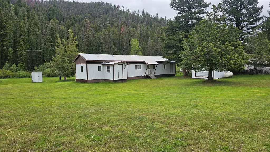 3040 Stemple Pass Road, Lincoln