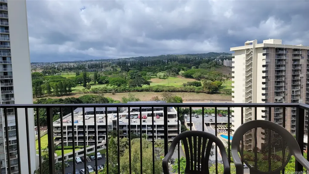 98-351 Koauka Loop # C1803, Aiea