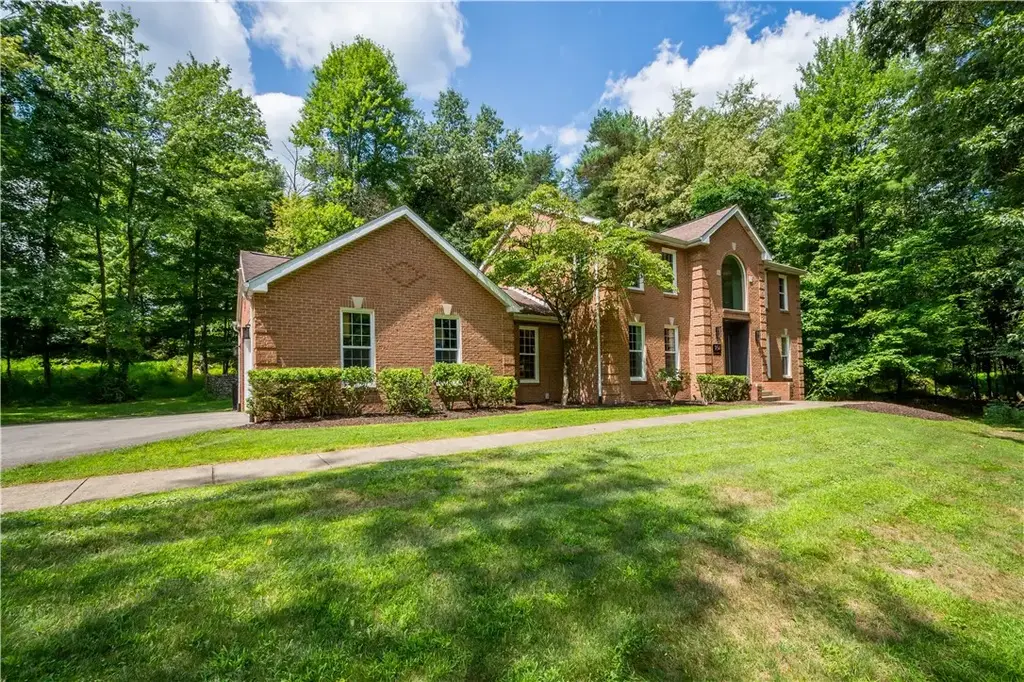 150 Wildflower Lane , Marshall