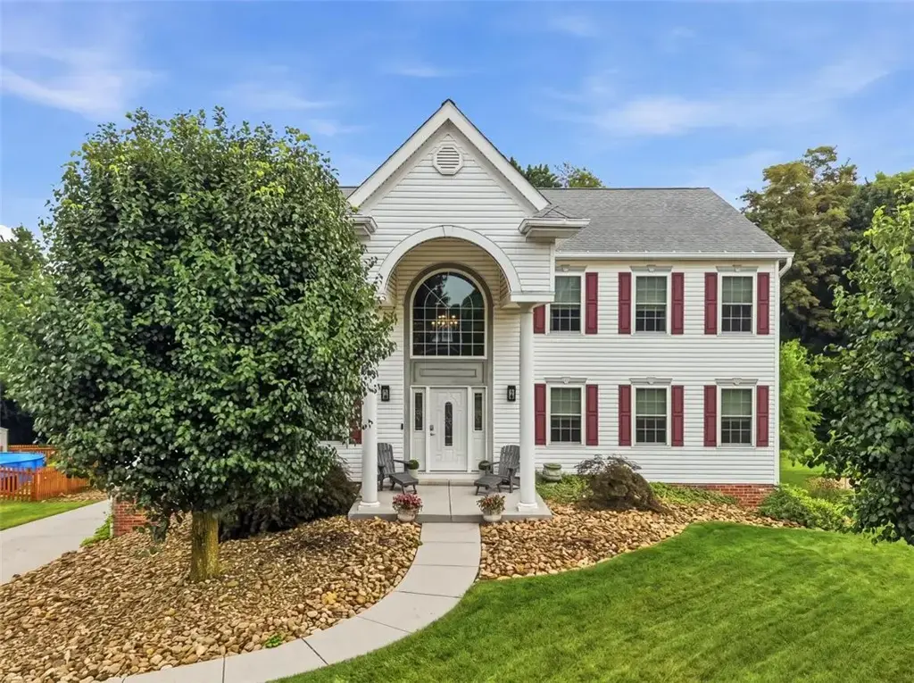 32 Westchester Court , Robinson
