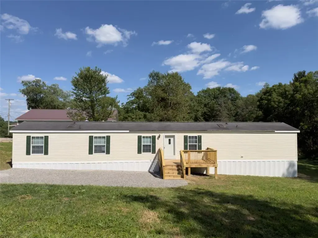 200 Petrolia Road , Fairview
