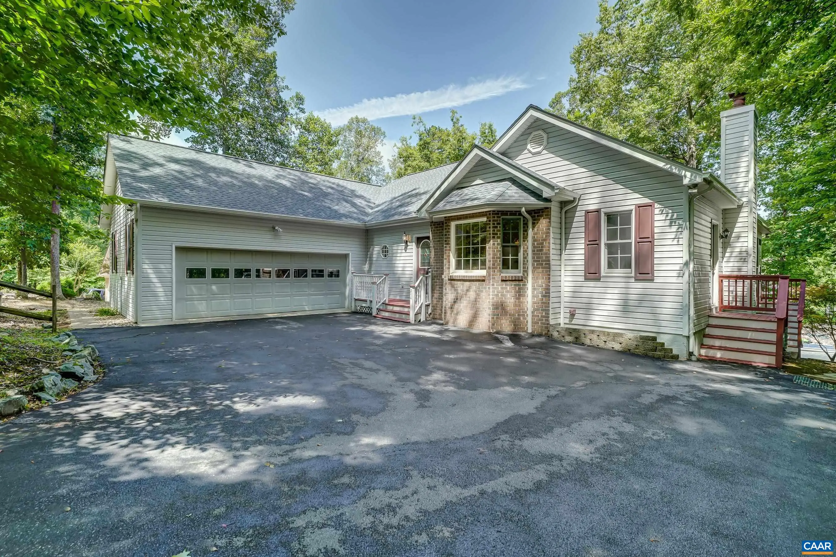274 Jefferson Dr, Palmyra