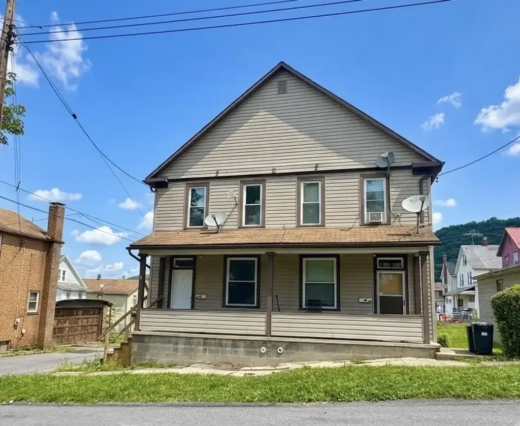 314-316 Village Street, Greater Johnstown School District
