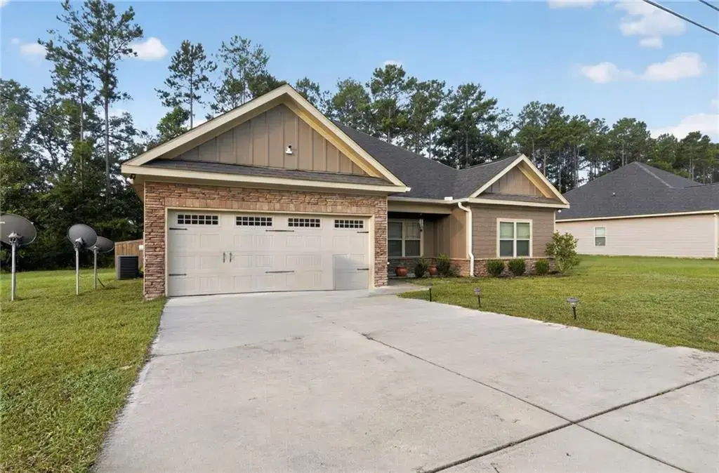 5 Fast Lane, Seale