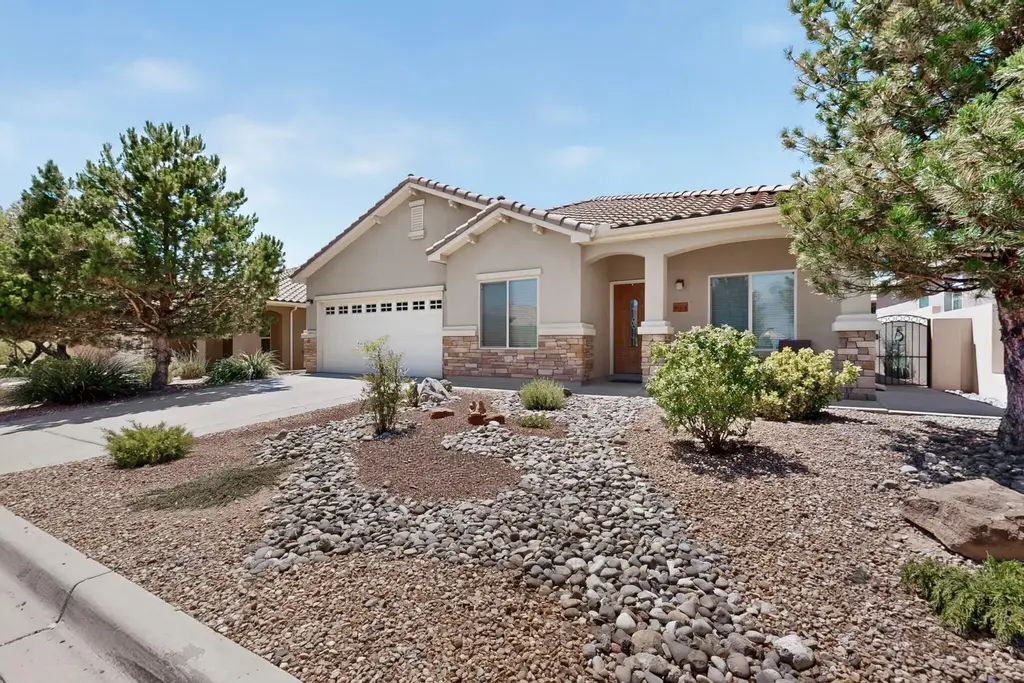 923 Evening Primrose Lane, Bernalillo