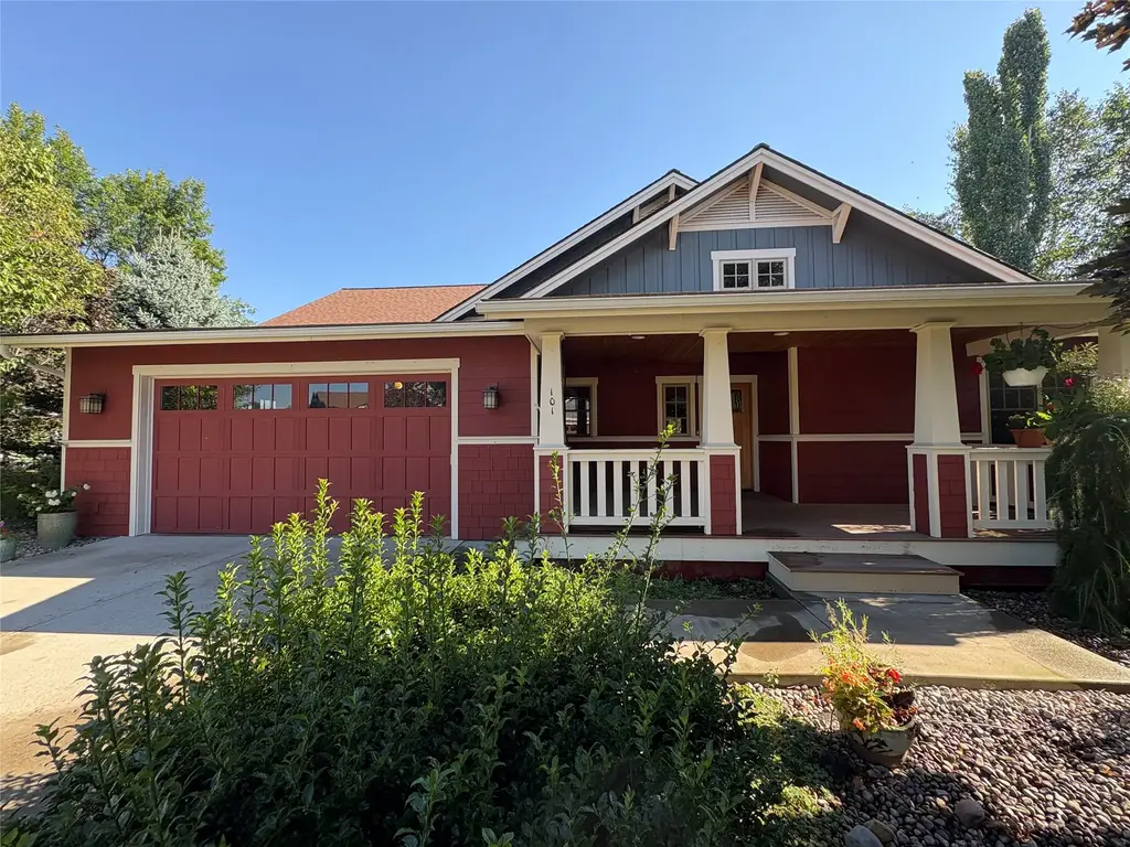 101 Jefferson Court, Polson