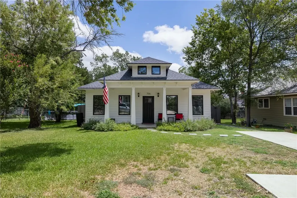 706 Banks Avenue, Bryan
