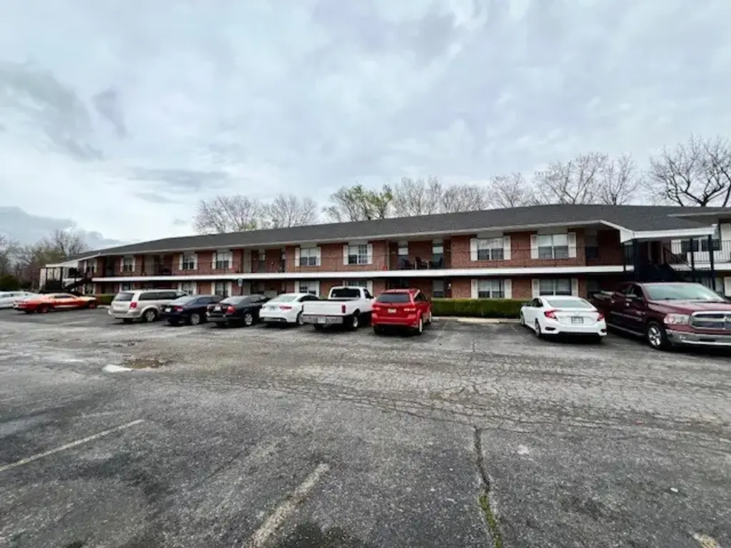 417 N Pleasant Street 209, Springdale