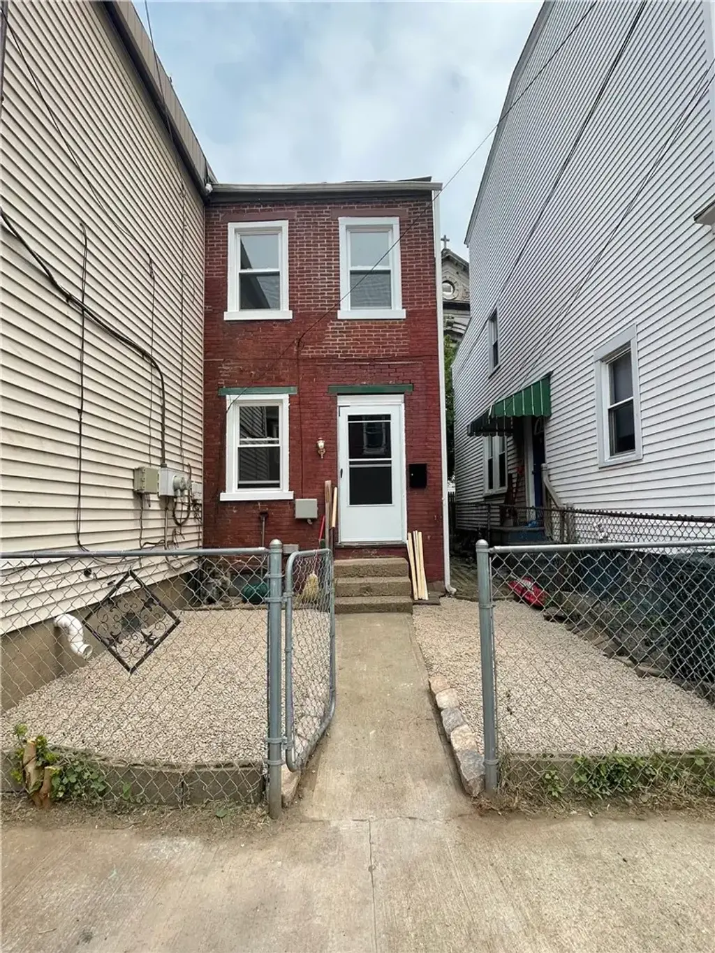 206 Clay Street, Sharpsburg