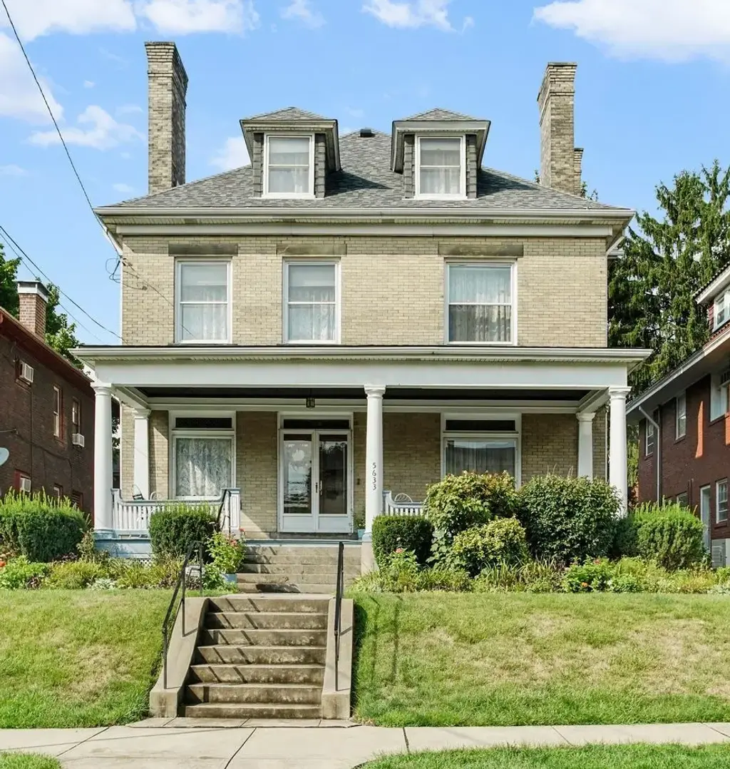 5633 Elgin, Highland Park