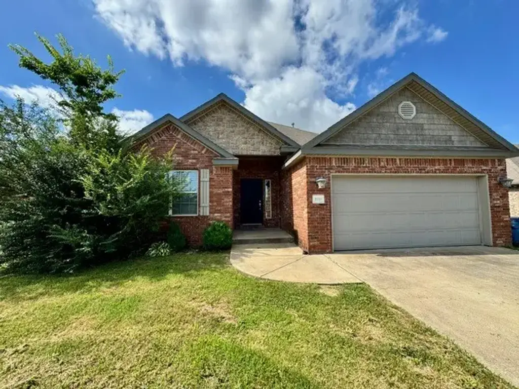 2701 Sw Ledbury Cove, Bentonville