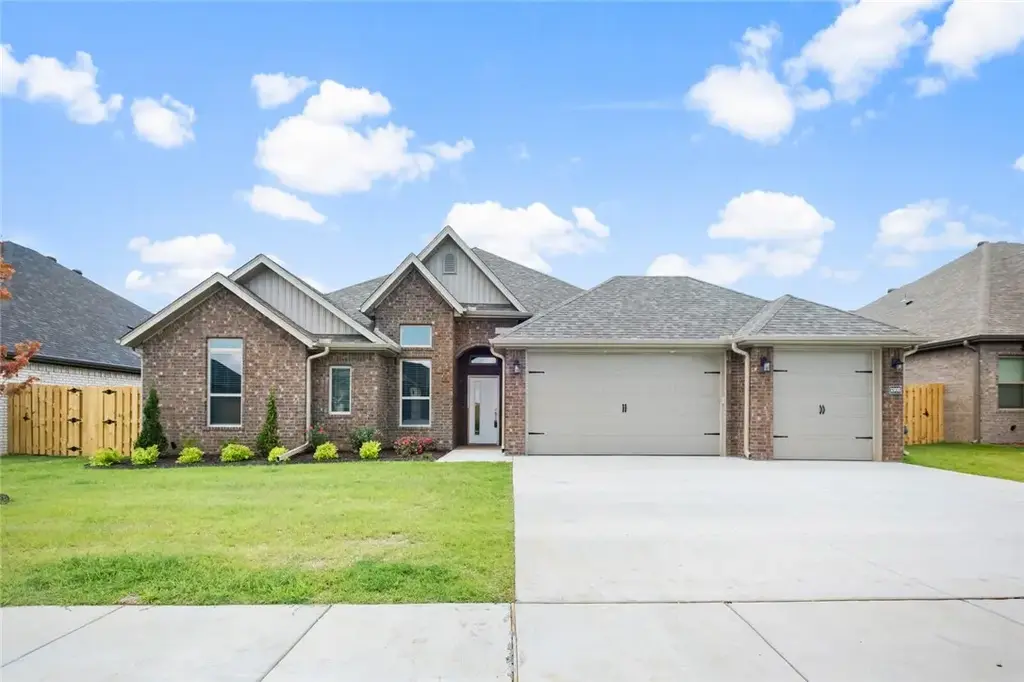 2308 Charles Street, Pea Ridge