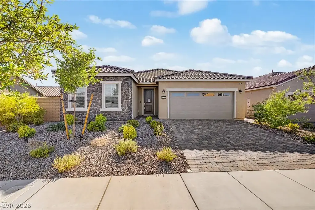 877 Mary Baer Way, Henderson