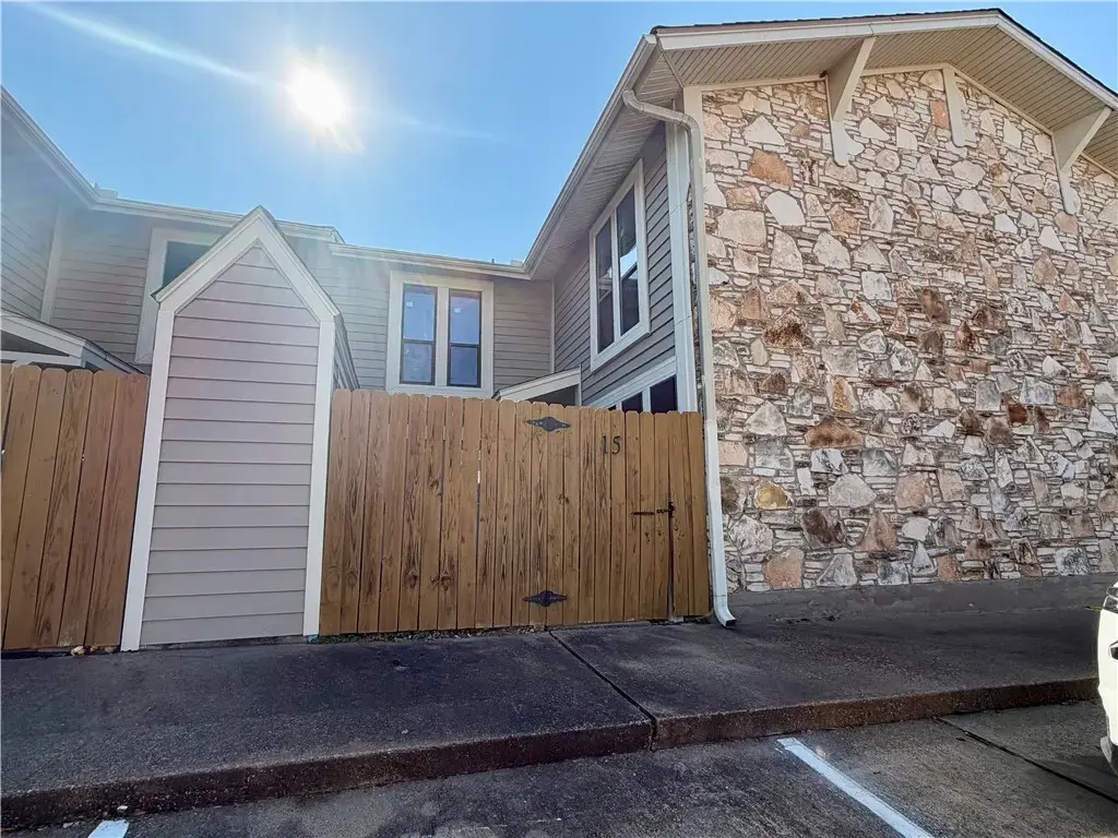 2101 Barak Lane 15, Bryan