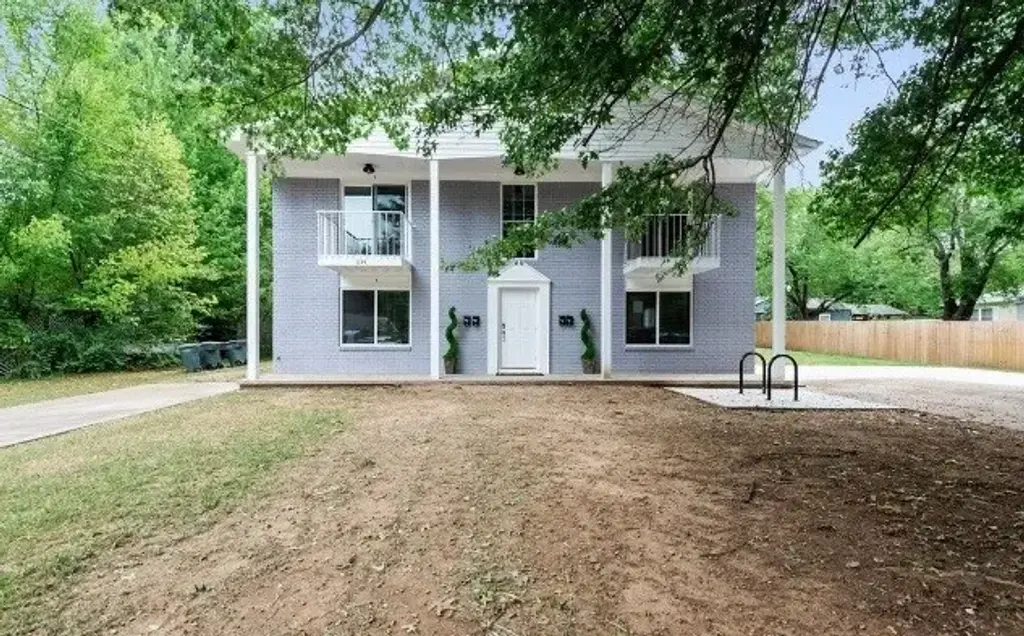 1130 N Turner Avenue 101, Fayetteville