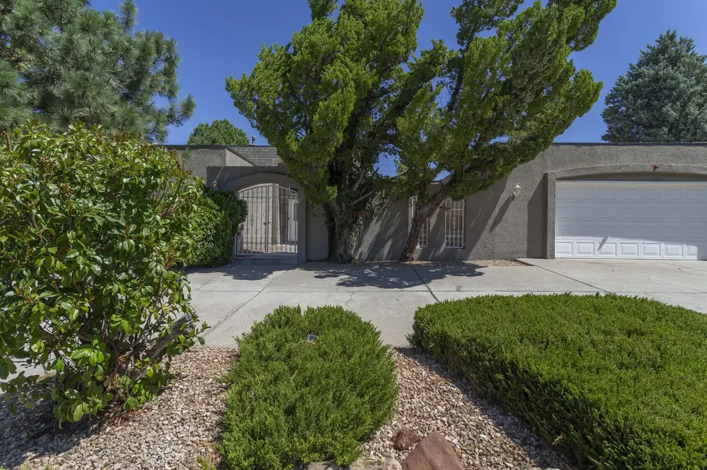 7413 El Morro Road Ne, Albuquerque