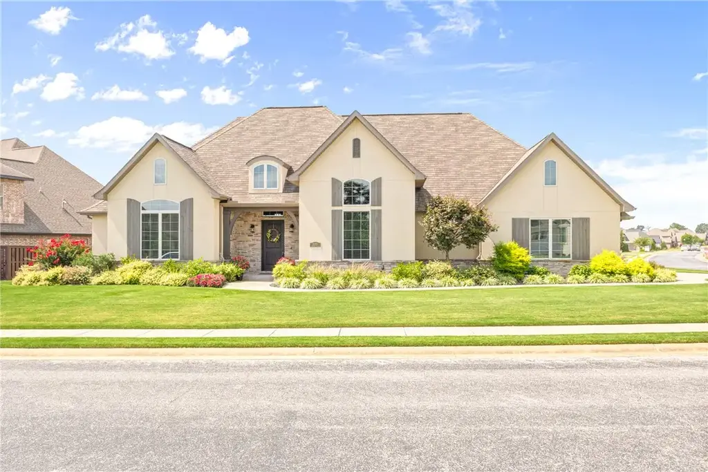 500 Oakleaf Trail, Centerton