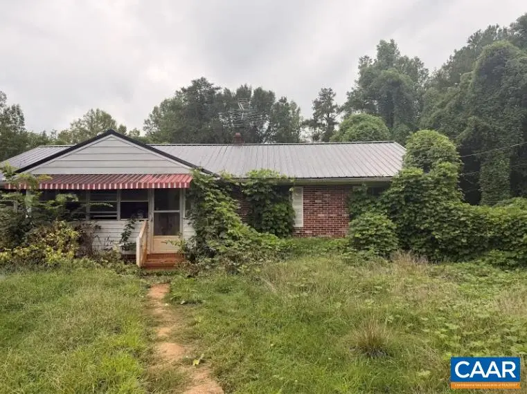 11972 James Anderson Hwy W, Buckingham