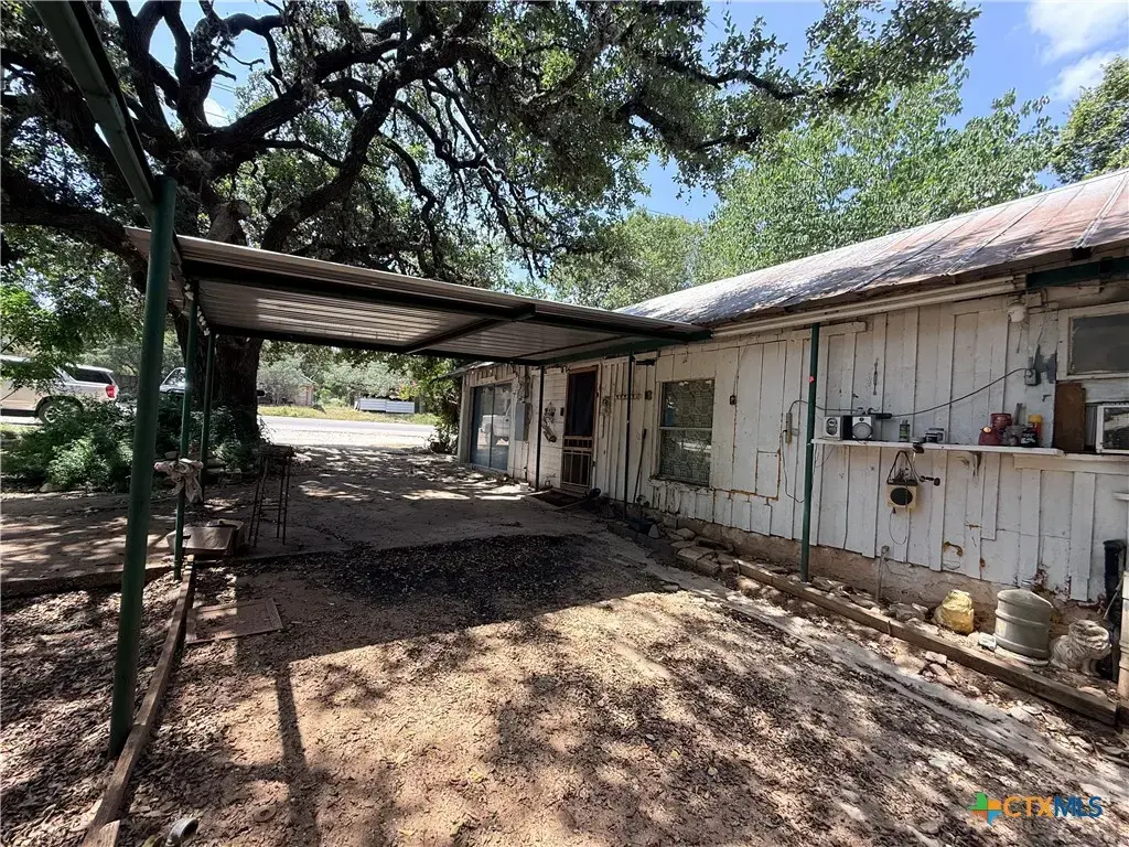1414 Main Street, Blanco