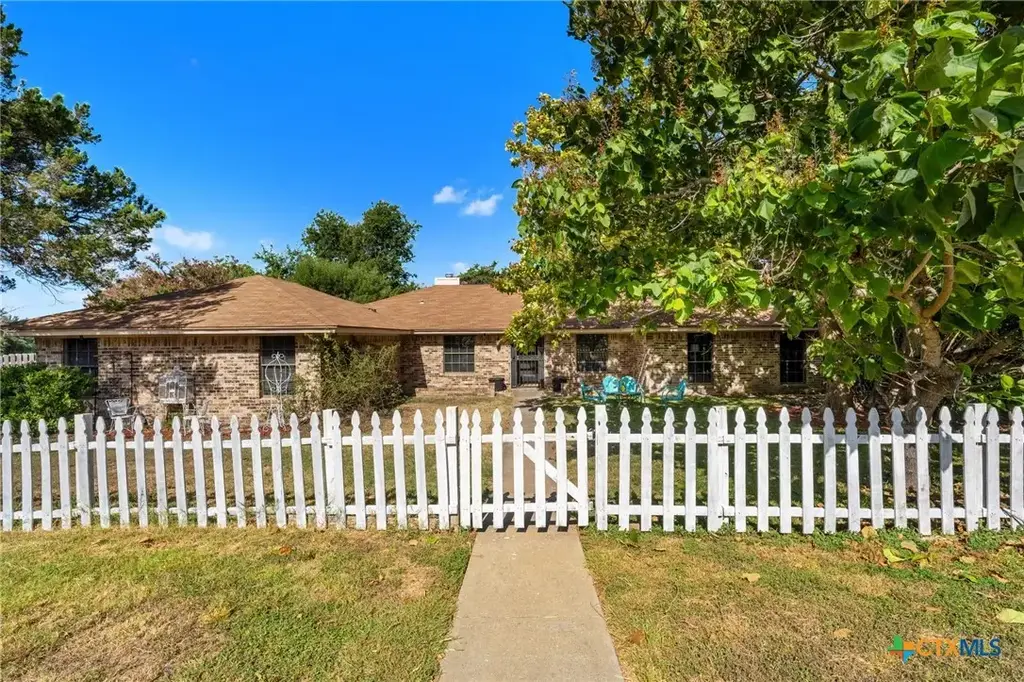1106 Nola Ruth Boulevard, Harker Heights