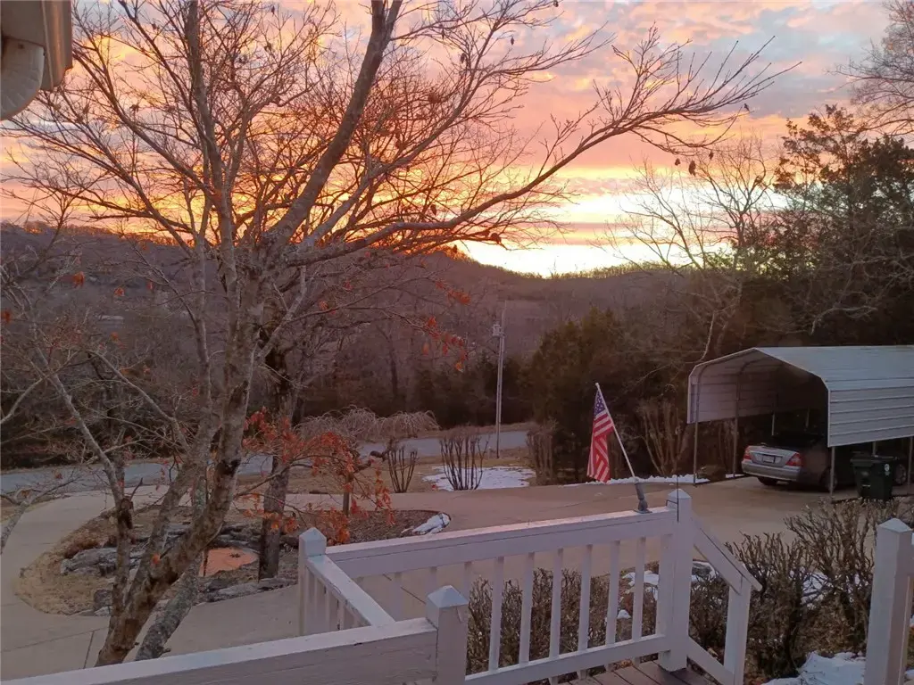 10 Narrows Drive, Holiday Island