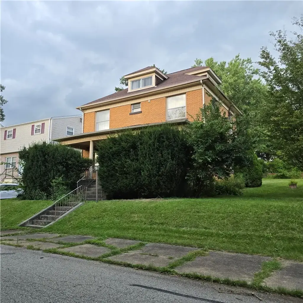222 Lawrence Avenue , N Versailles