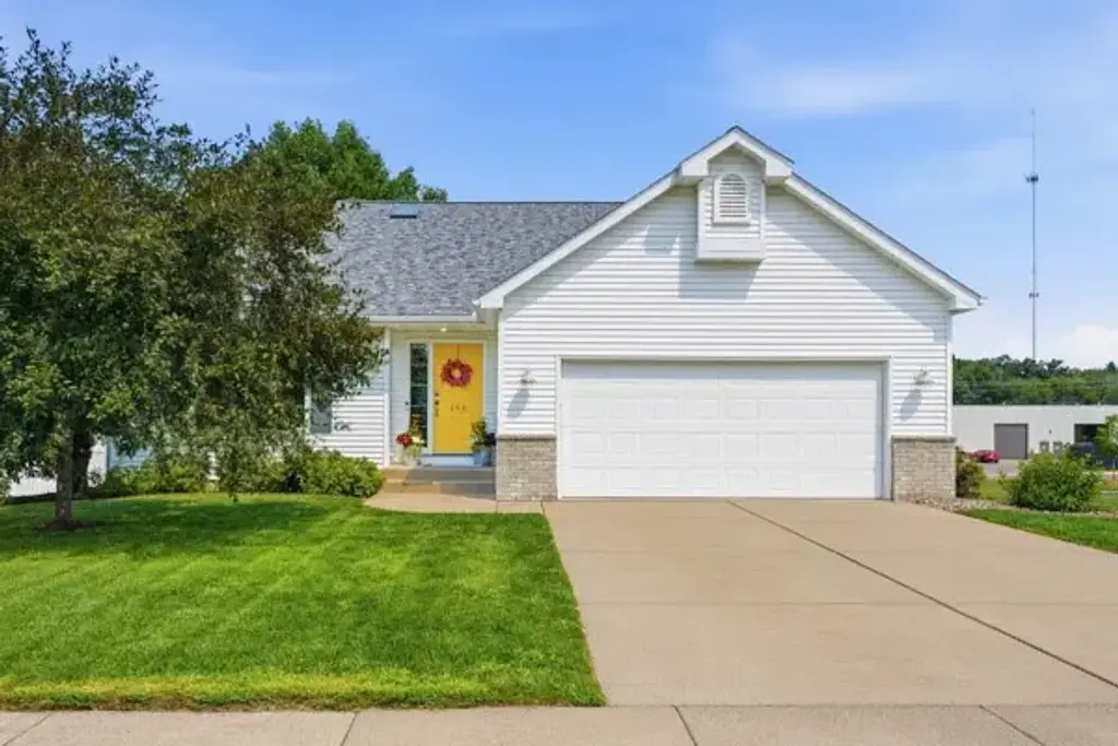 344 Saxonwood Road, Altoona