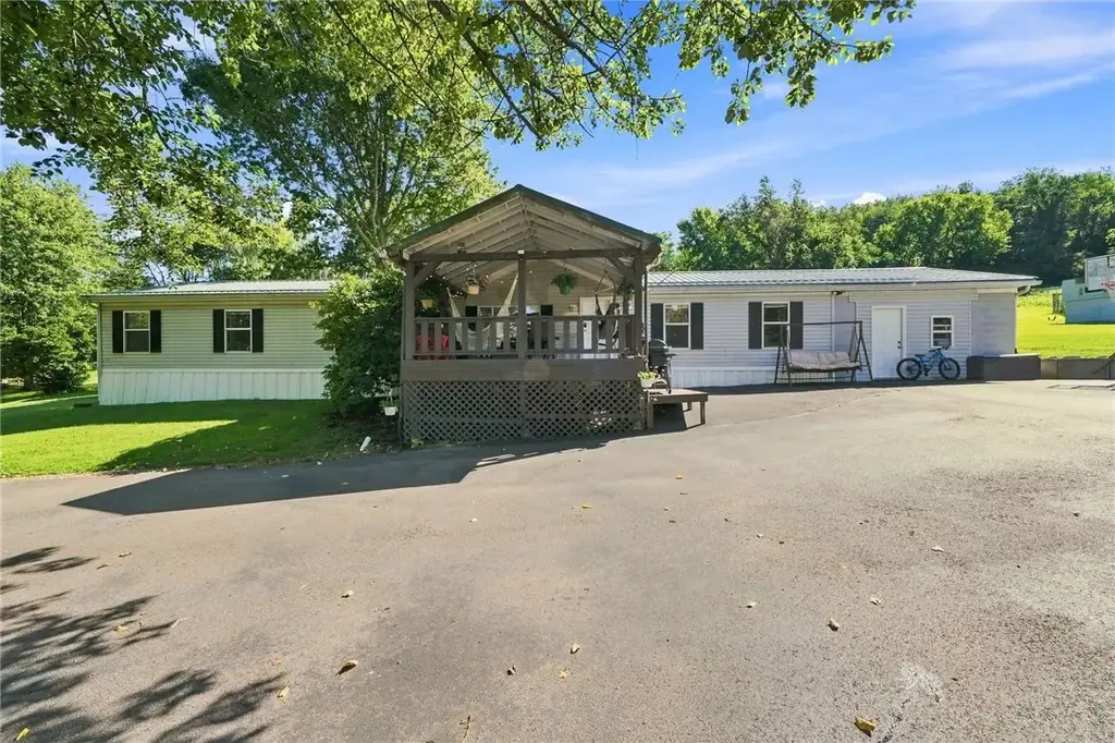 118 Francis Road , Jefferson