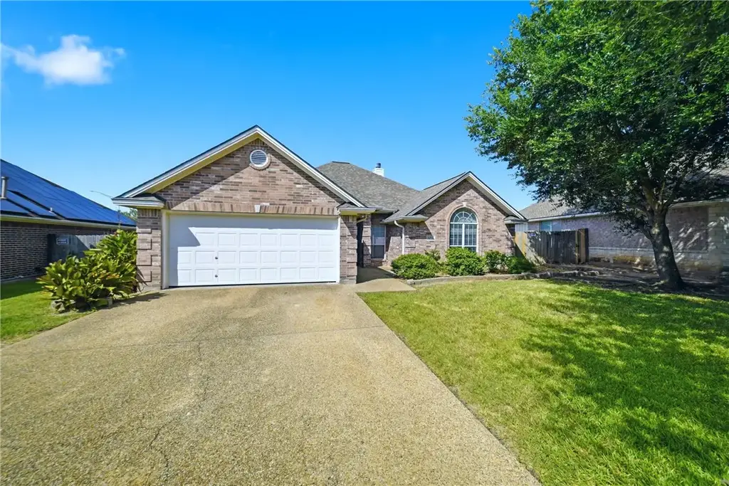 4210 Ludlow Lane, College Station