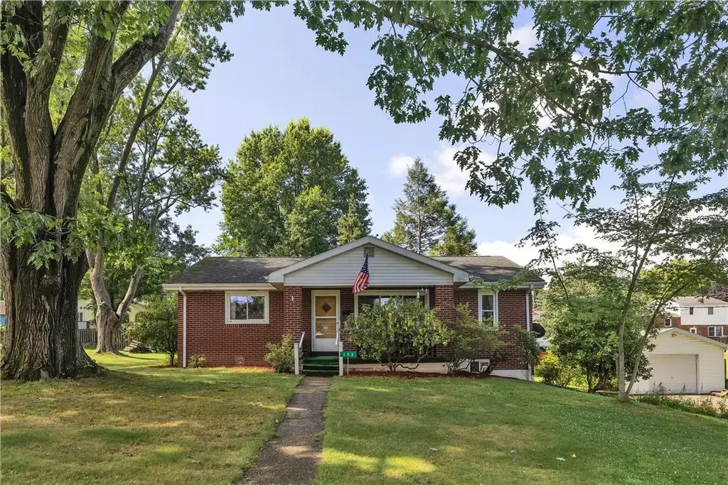 108 Fairview Street, Delmont