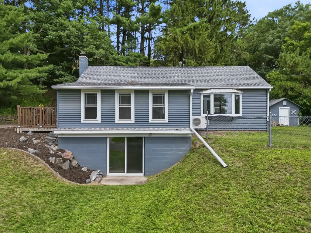 2634 South Slope Terrace, Eau Claire