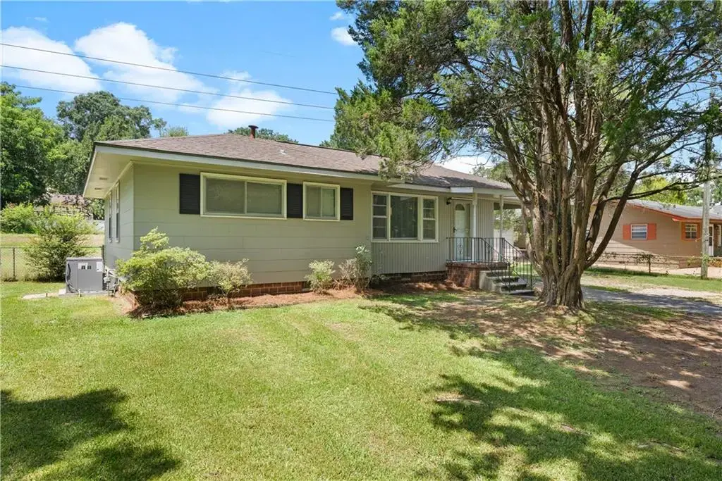 704 15th Avenue S, Phenix City