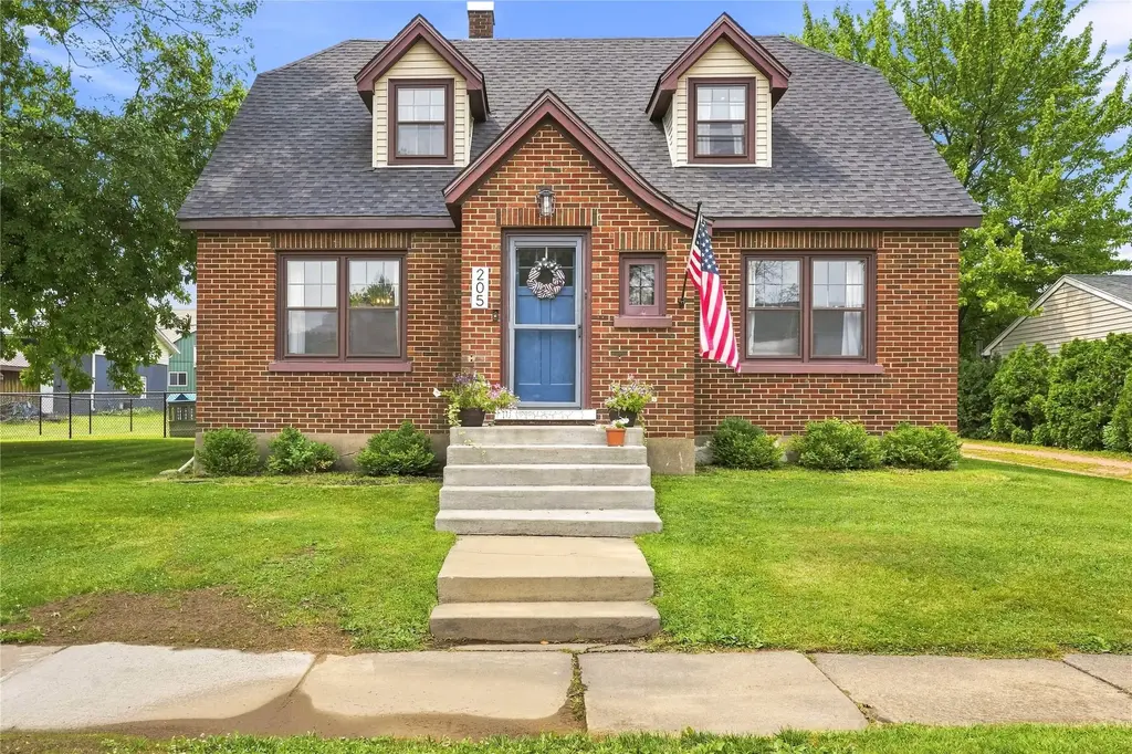205 N Boardman Street, Thorp