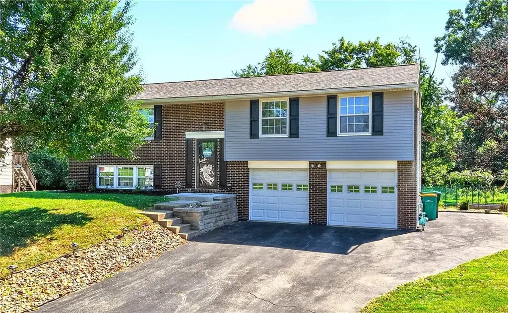 2018 Pembrook Drive , Indiana