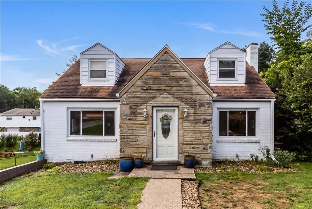 225 Bernardi Drive , Reserve