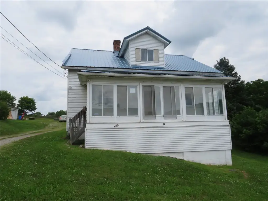 26 Campbell Drive , Avella