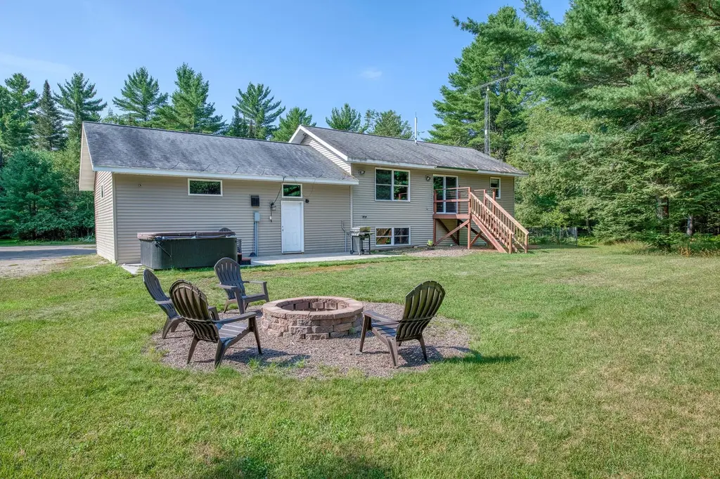 8228 Treasure Dr, St Germain