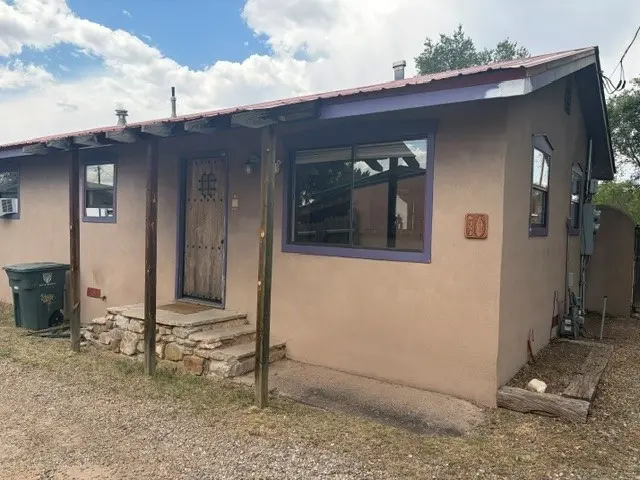 645 1/2 D W San Francisco Street, Santa Fe