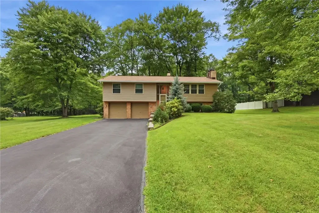 6150 Penn Drive , Penn