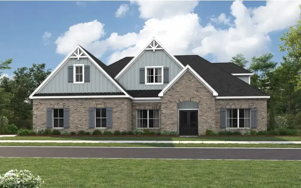 1454 Hidden Lakes Dr, Opelika