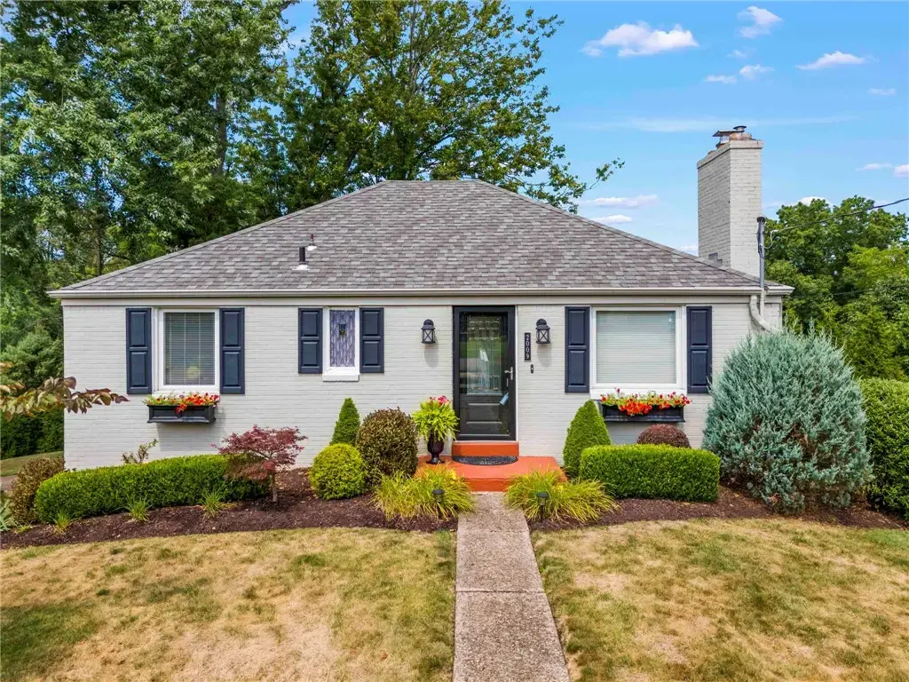 2009 Mohawk Road , Upper St Clair