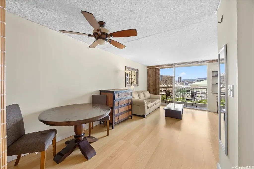400 Hobron Lane # 1212, Honolulu