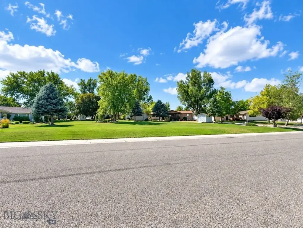 Tbd Interlachen Lot 8b Drive, Billings