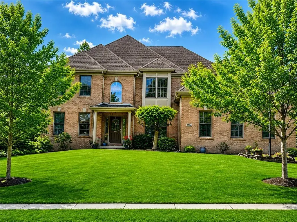 2004 Maxwell Lane , Adams